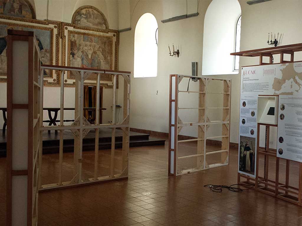 Allestimento mostra Padri Domenicani presso Santuario Madonna dell'Arco, Napoli